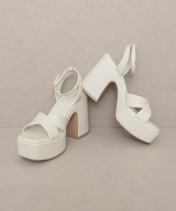 Sophia Chunky Platforms